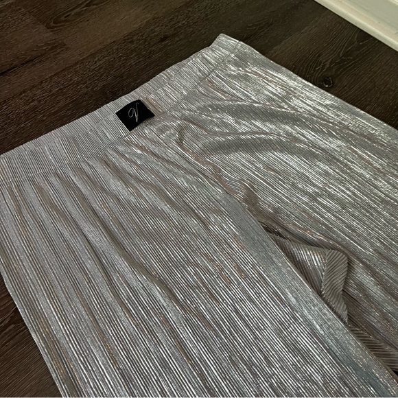 Victoria’s Secret shimmery Plissee - Picture 5 of 9